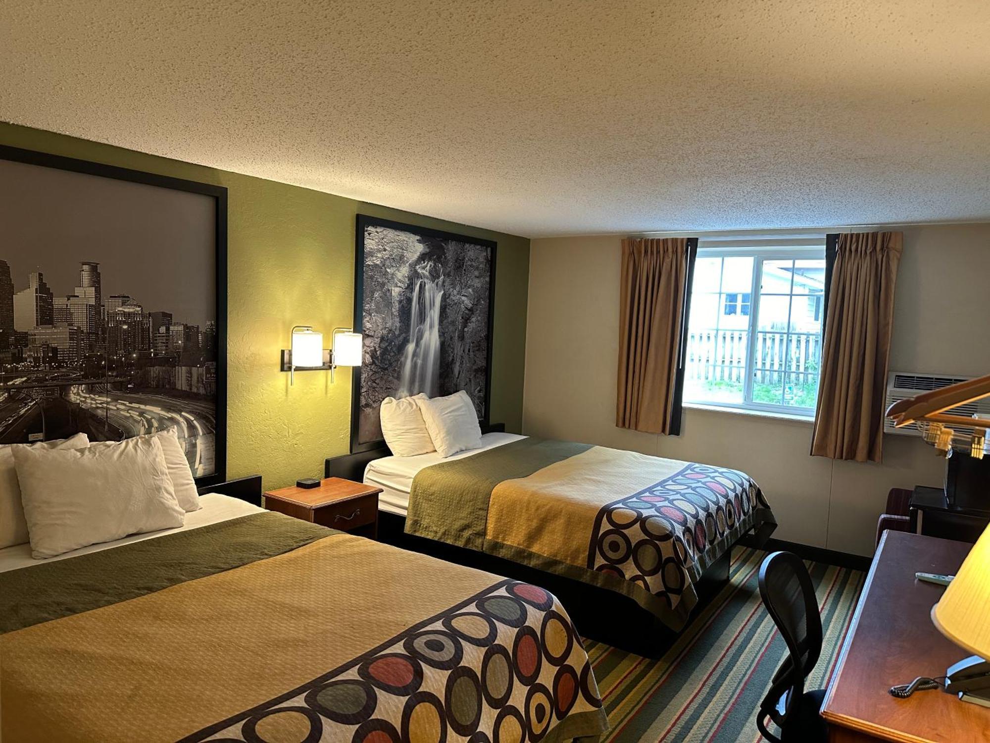 Super 8 By Wyndham Winona Mn Motel Eksteriør billede