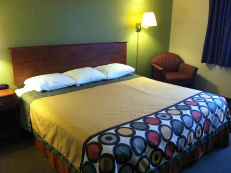 Super 8 By Wyndham Winona Mn Motel Eksteriør billede